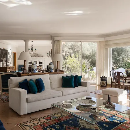 Luxury In Breakfast Pool Tennis سيسيمبرا