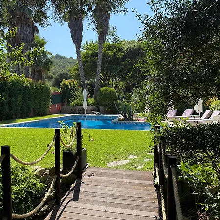 Luxury In Breakfast Pool Tennis سيسيمبرا